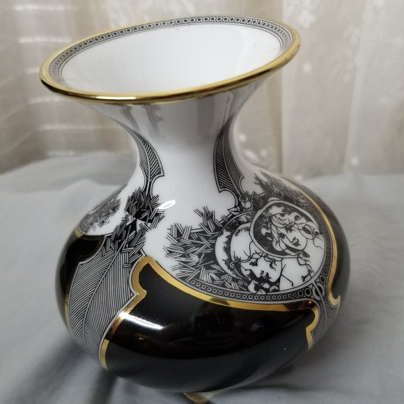 Hollohaza Other - Hollohaza vase hand painted with gold accents
